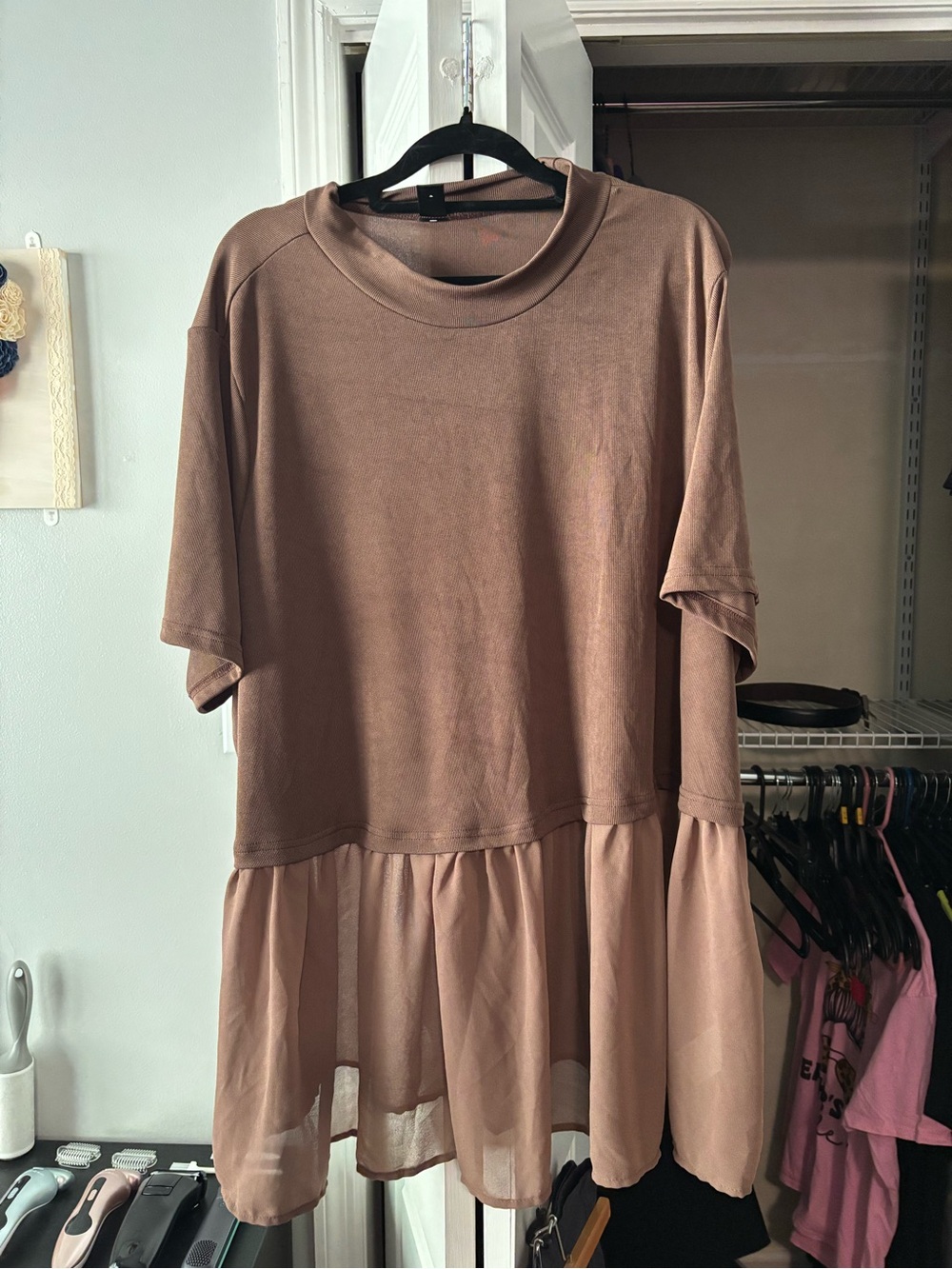 SHEIN Brown Layered Short-Sleeve Tunic with Sheer Hem